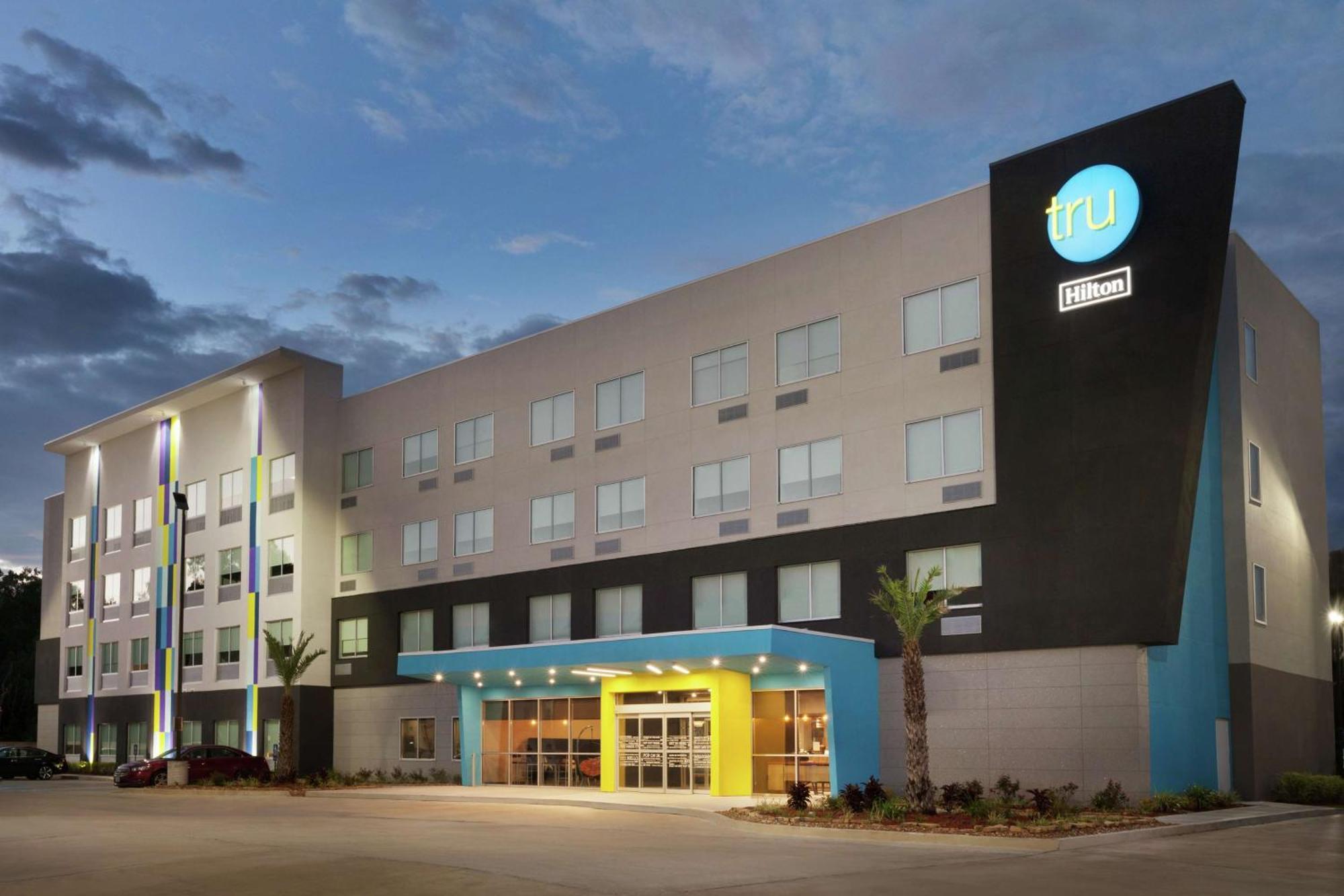 Tru By Hilton Lake Charles Bagian luar foto